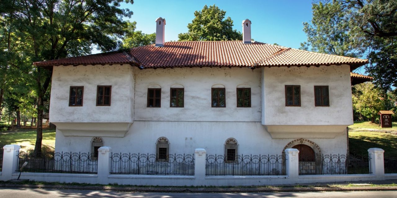 Милошев венац: архитектура и идентитет Србије XIX века