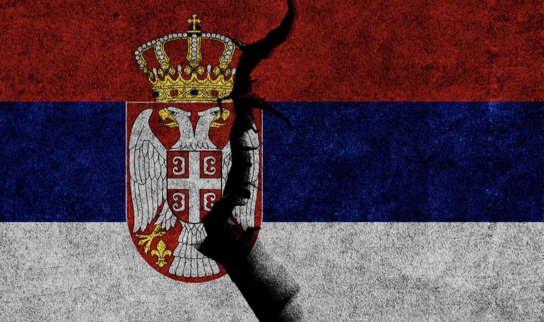 Вучићева лутка као перформанс упитне користи за опозицију