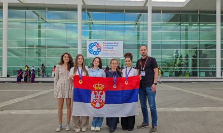 Гимназијалка Ирина донела европску медаљу у Крагујевац