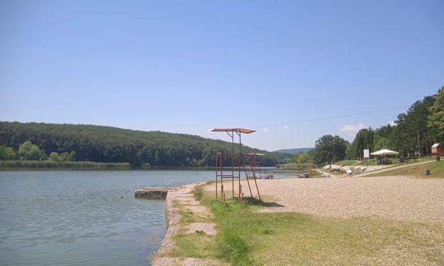 Да ли се за отварање сезоне на Шумаричком језеру свесно чекао крај јула?