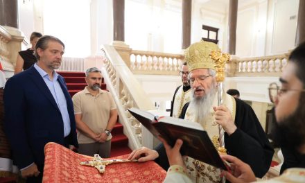 Свечано освећена градска кућа у Крагујевцу
